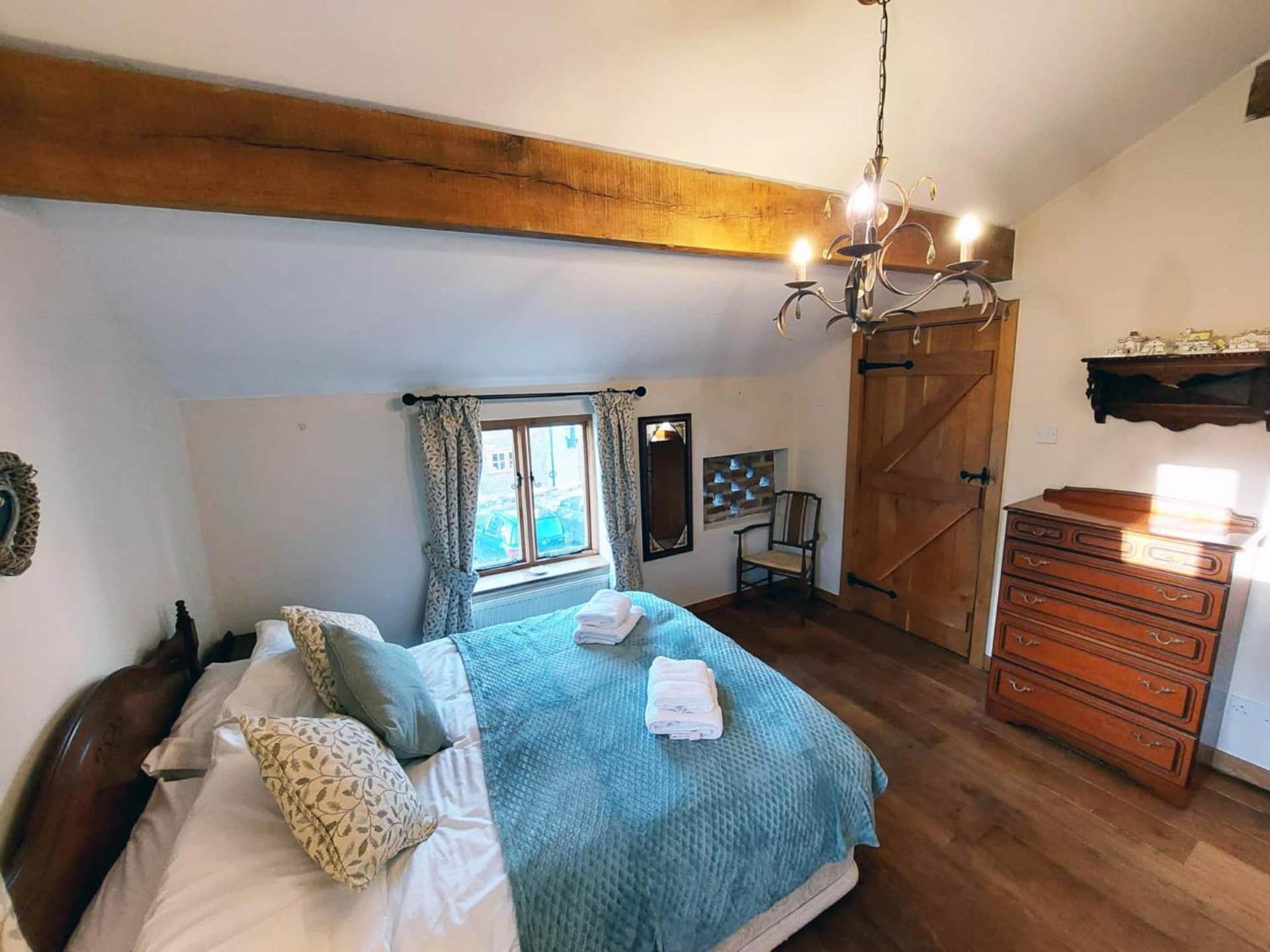 The Old Mill Barn With Hot Tub And Private Use Of Heated Pool Wirral Exterior foto